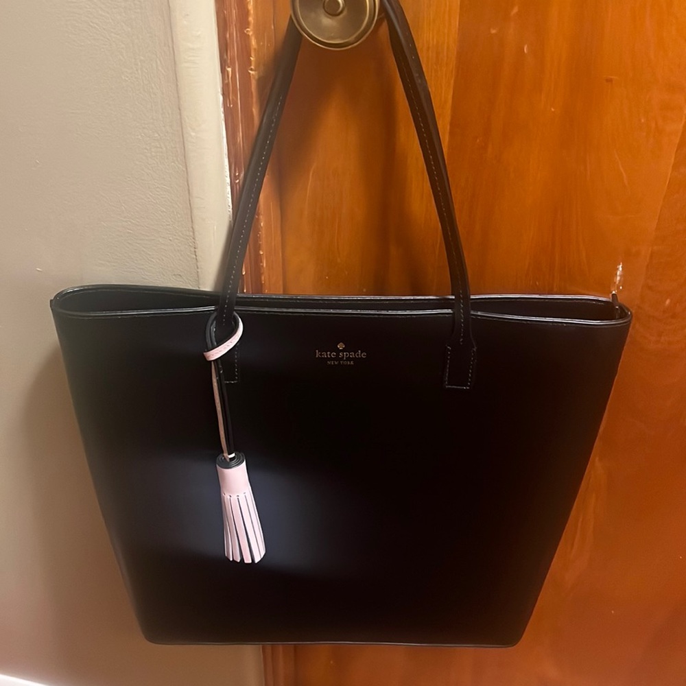 Black leather Kate spade tote bag.